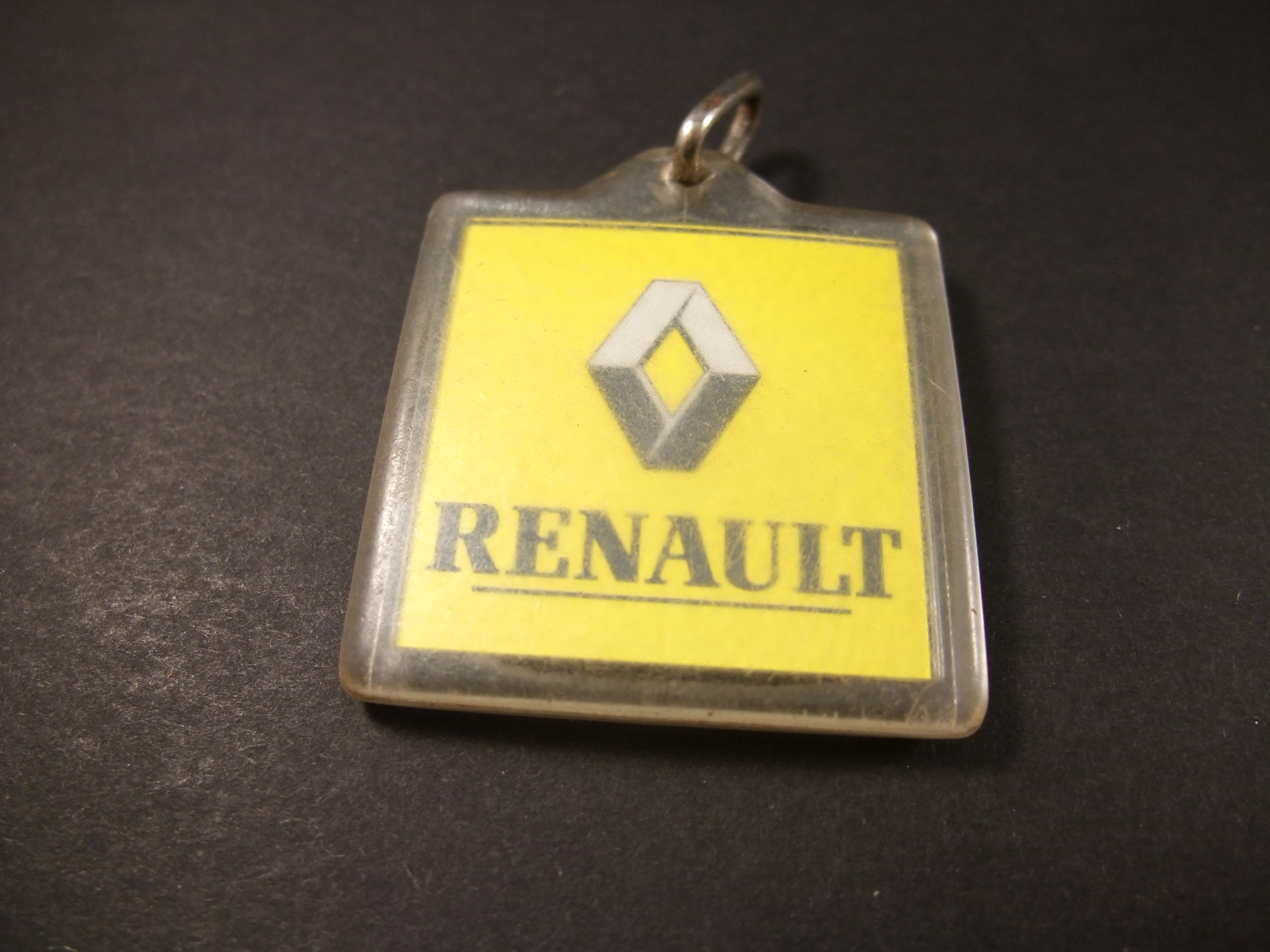 Automobielbedrijfvan Gompel Reusel ( Renault dealer )